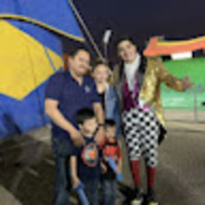 Meet your Posher, Dora